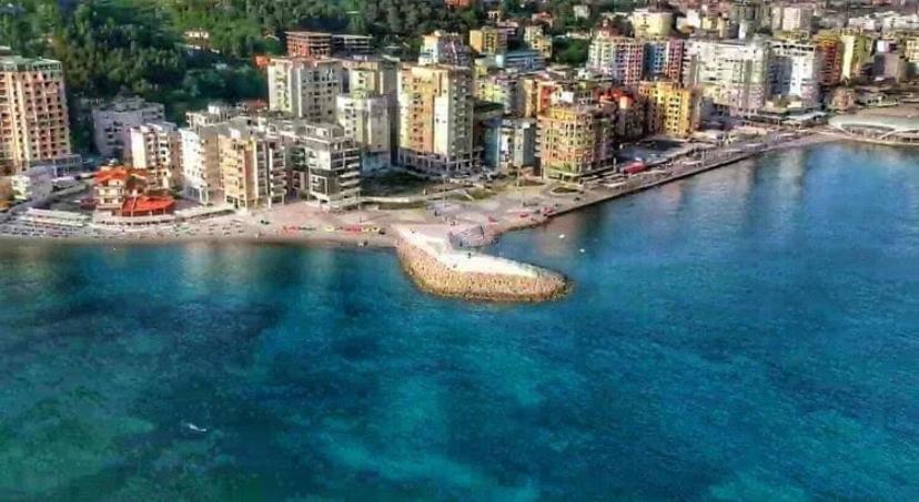 Lovely Studio Apartment Beachfront Драч Екстериор снимка